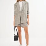 Short Linho Listrado Colcci